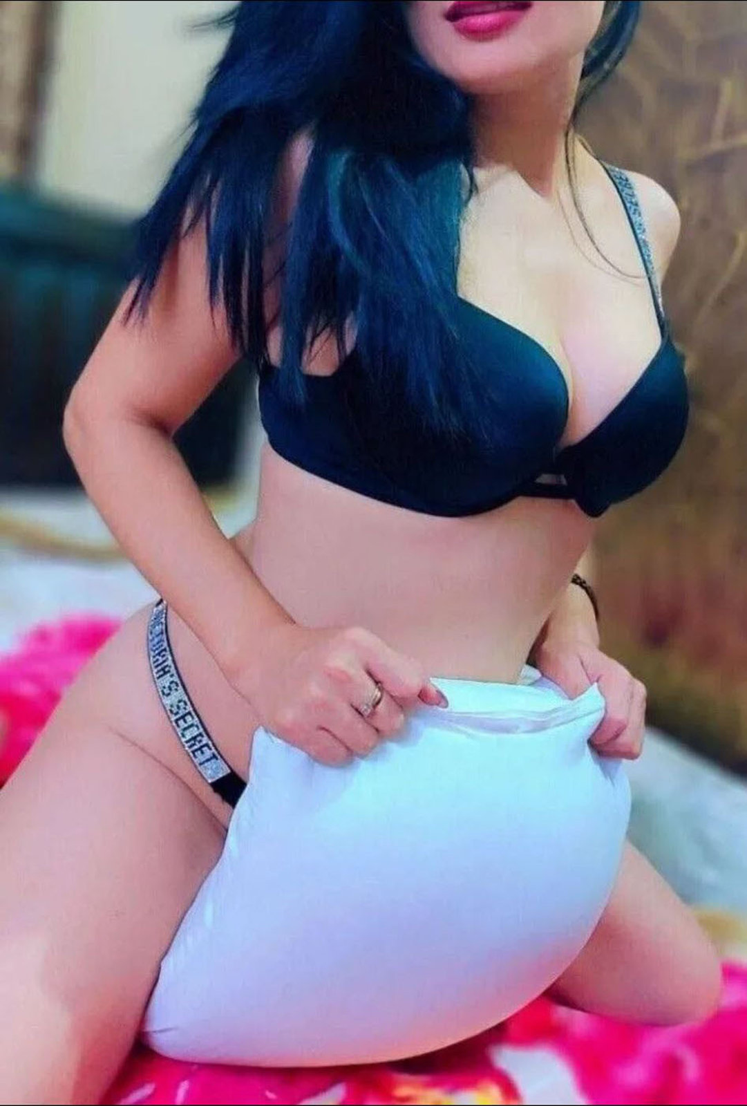 Sefaköy Escort En Dolu Sert